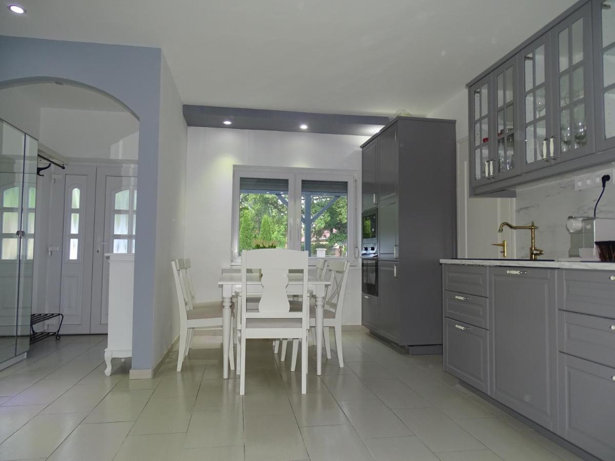 Dorothy Apartman Siófok Exteriör bild